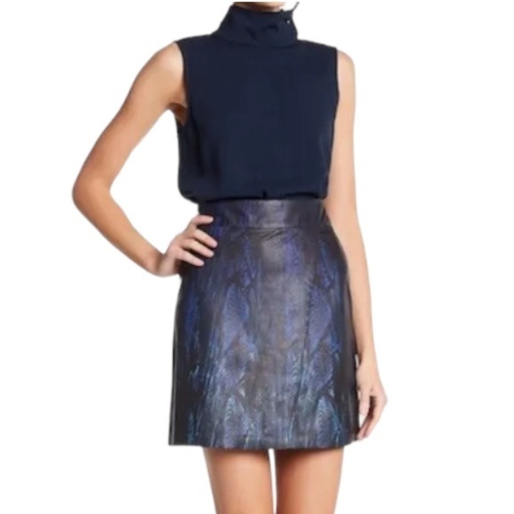 NWT! Elie Tahari Lamb Leather Zinaida Skirt in Ocean Blue. Size 4. - Picture 1 of 16